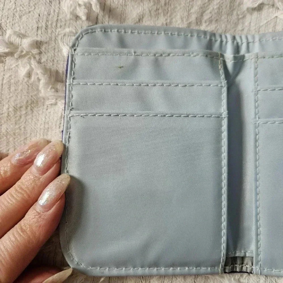 Vintage Disney Cinderella Wallet - Picture 10 of 12